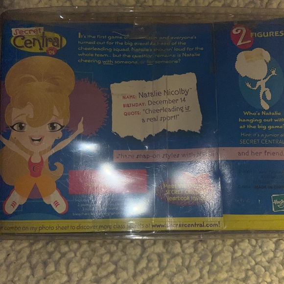 Secret Central Natalie the Cheerleader NIP - Picture 4 of 4